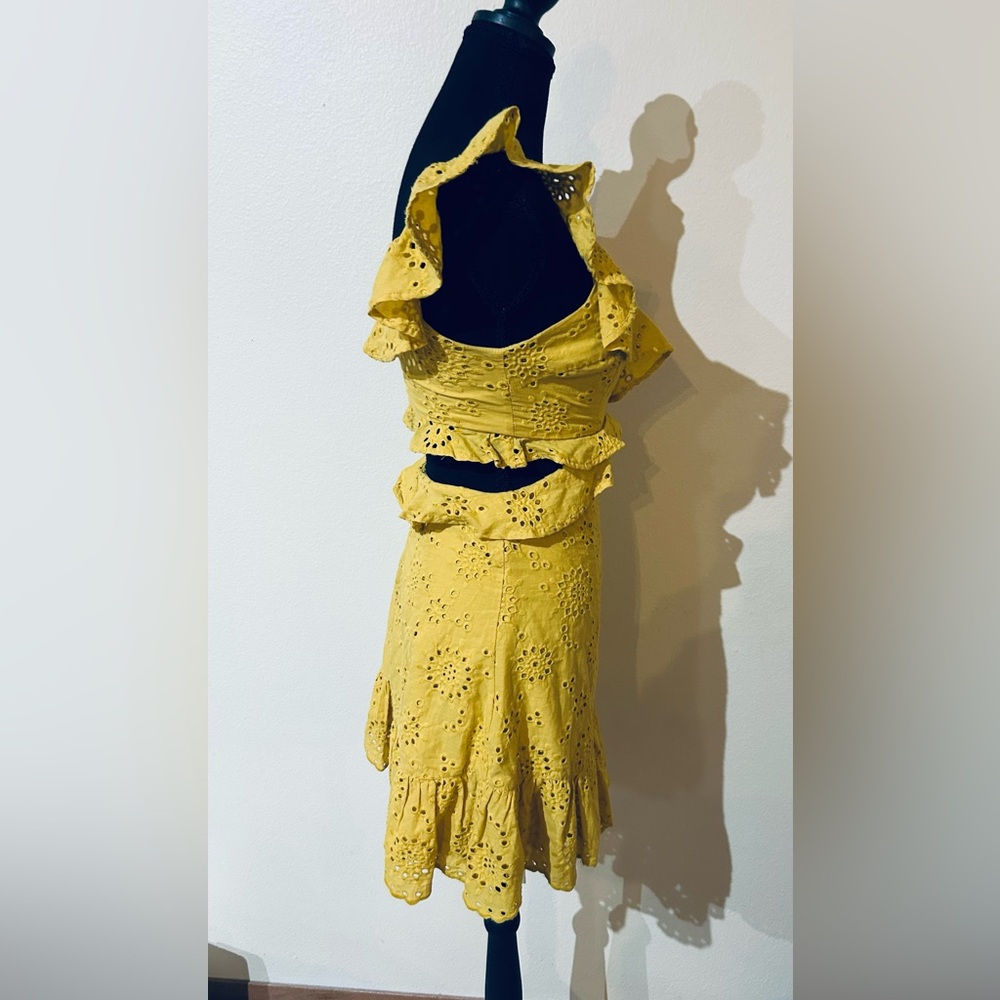 Elora Dress in Mustard
ASTR THE LABEL - Picture 3 of 7